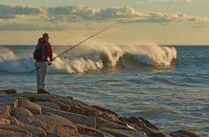 How Much Line for Surf Fishing in Massachusetts